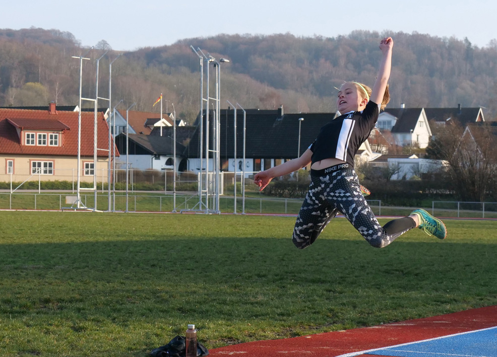 flying.annie.2.small