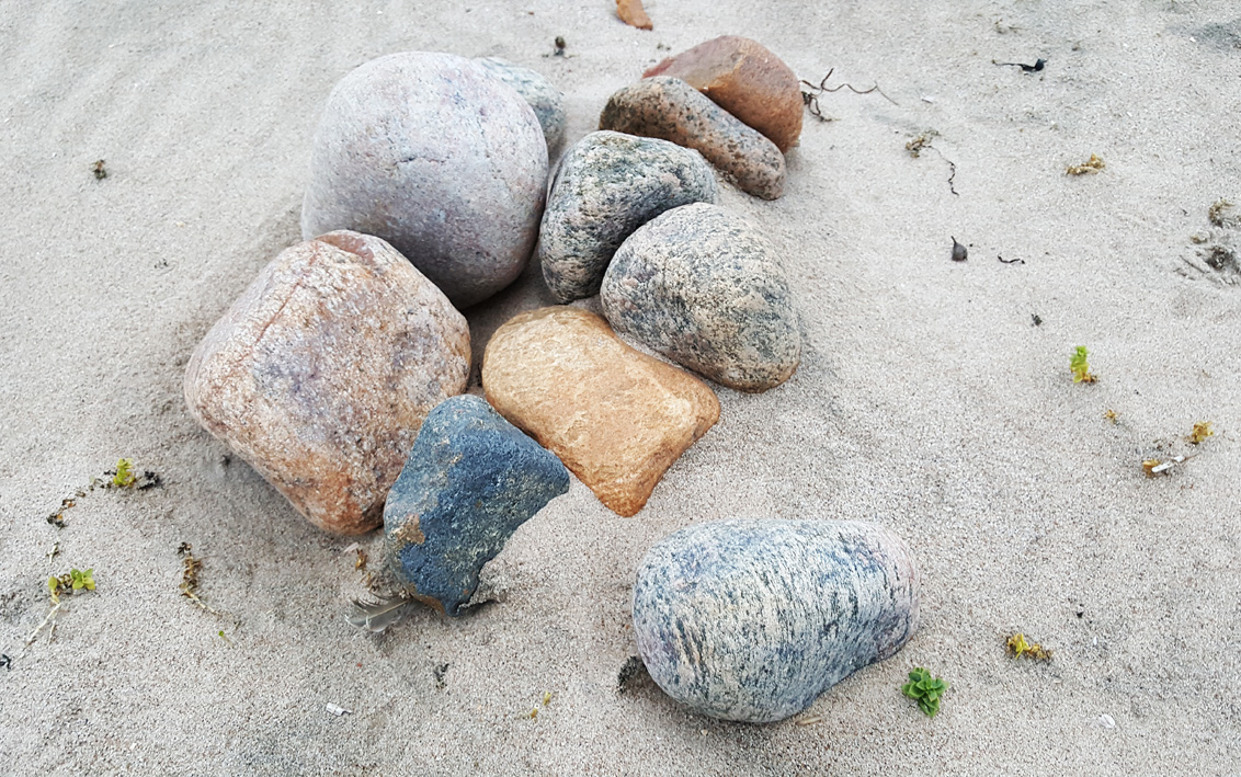 stones-small